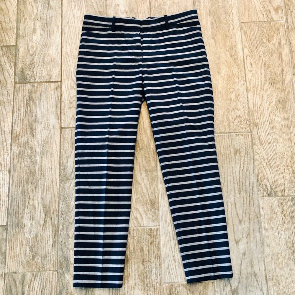 GAP Slim Cropped Pants